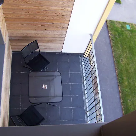 Apartment Duplex 3 *